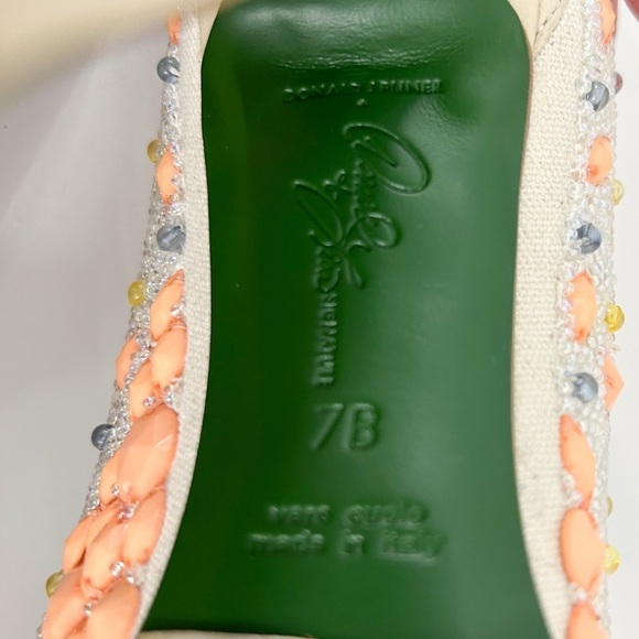 Donald J. Pliner Embellished Beaded Platform Heels Size 7 - Picture 7 of 7